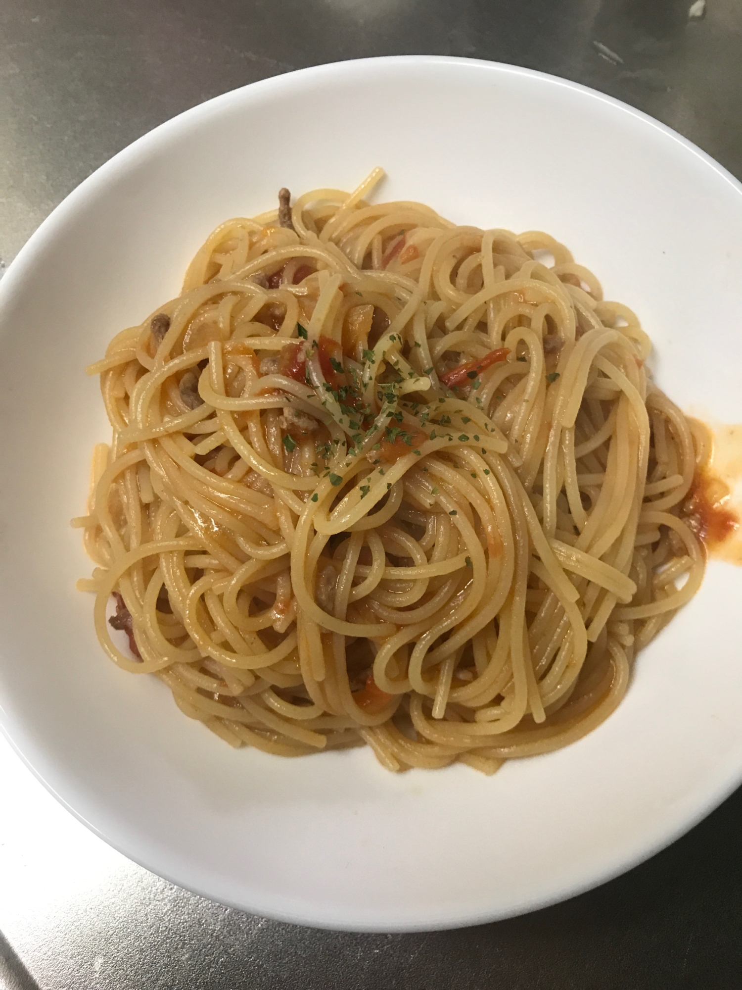 トマト缶で作った簡単ミートソーススパゲティ