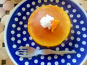 かぼちゃクリームサンドのかぼちゃのパンケーキ♪