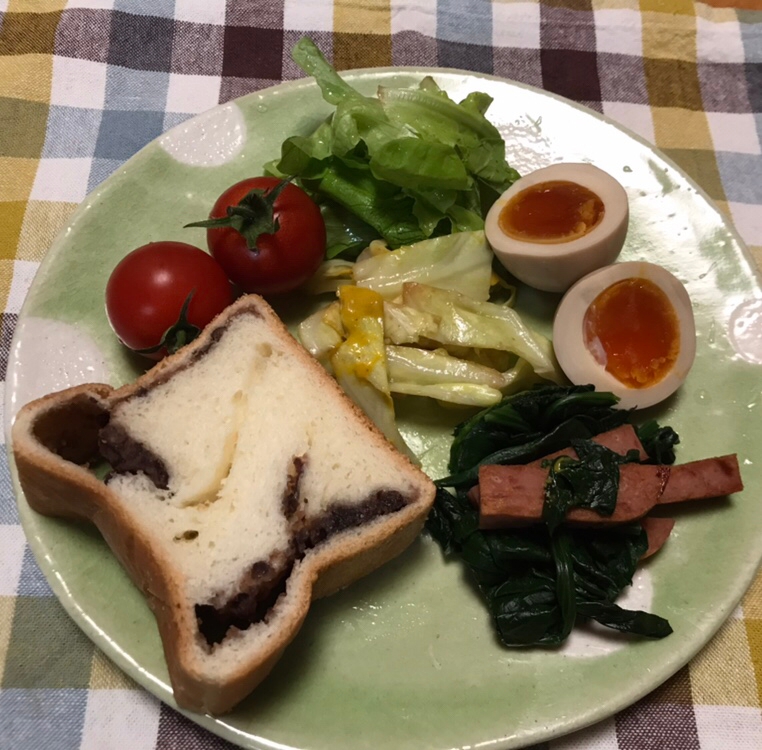 あんこ食パンの朝ごはんプレート レシピ 作り方 By ボンド子 楽天レシピ