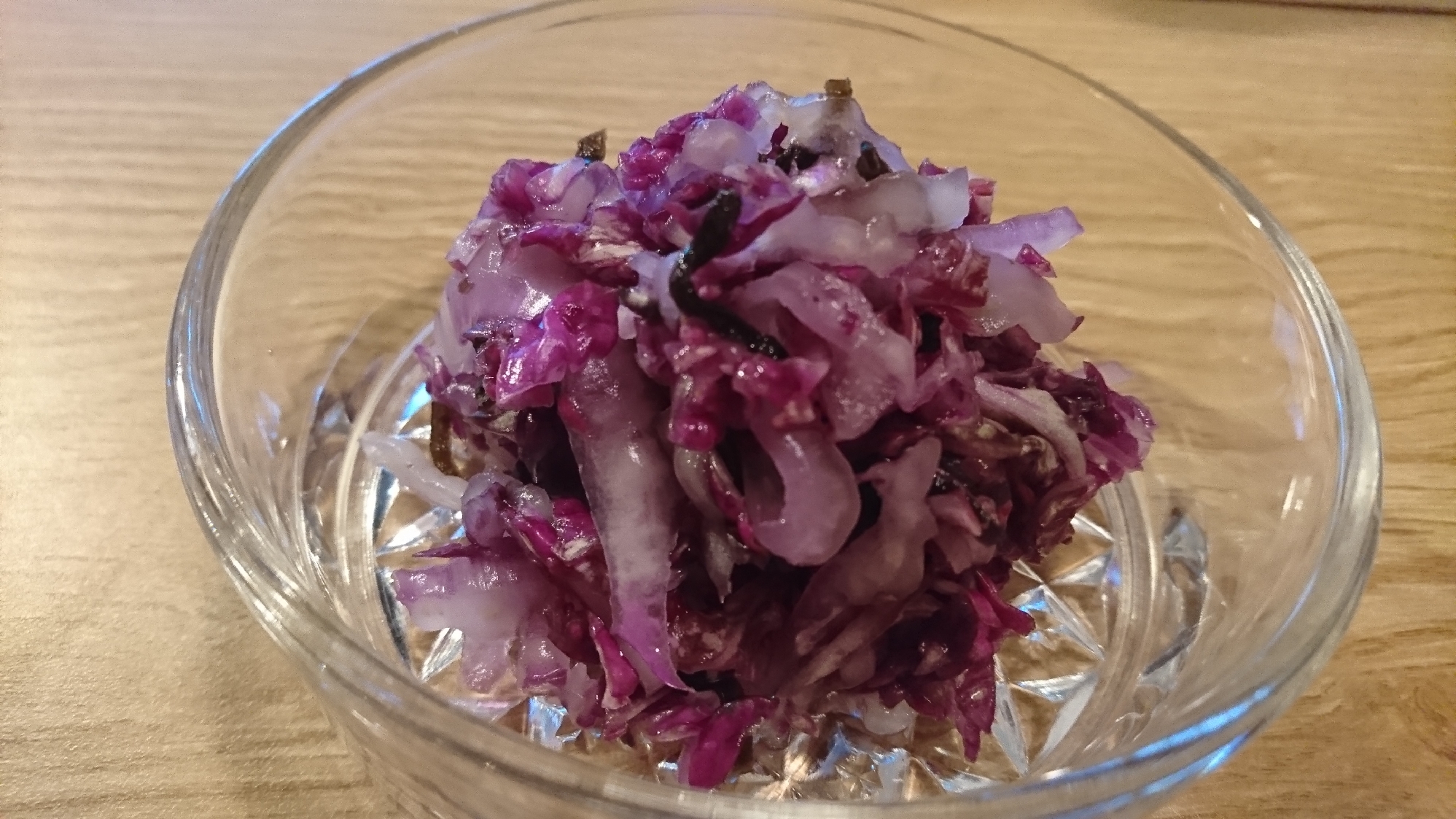紫白菜の塩昆布和え