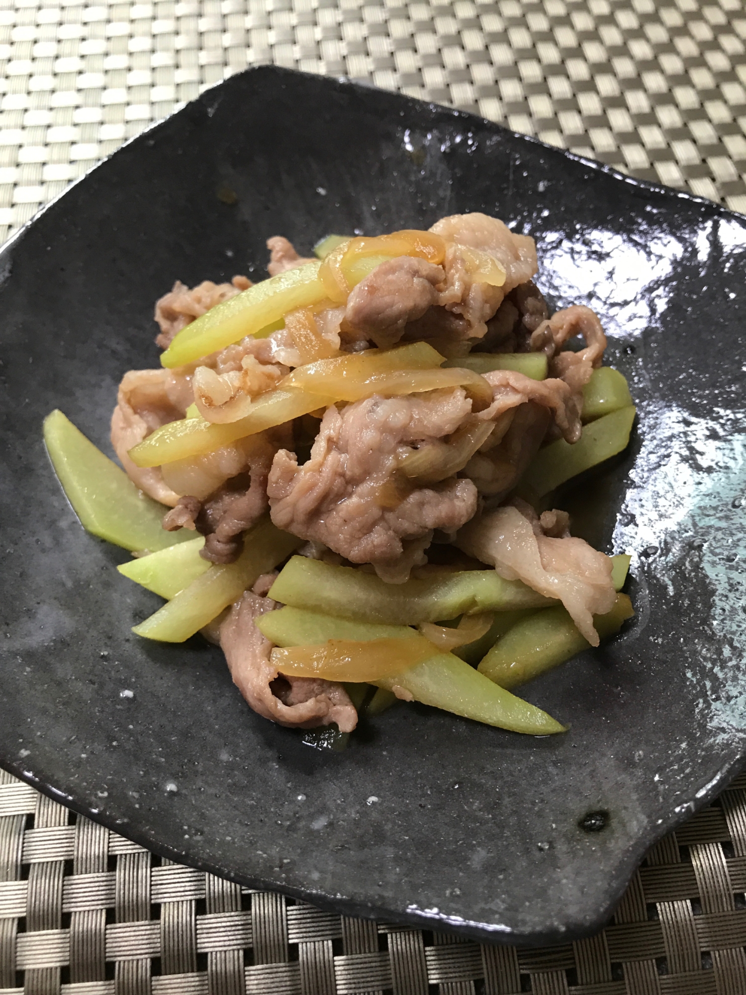 ご飯がススム ハヤトウリと豚コマ肉の甘辛炒め レシピ 作り方 By You花凛 楽天レシピ