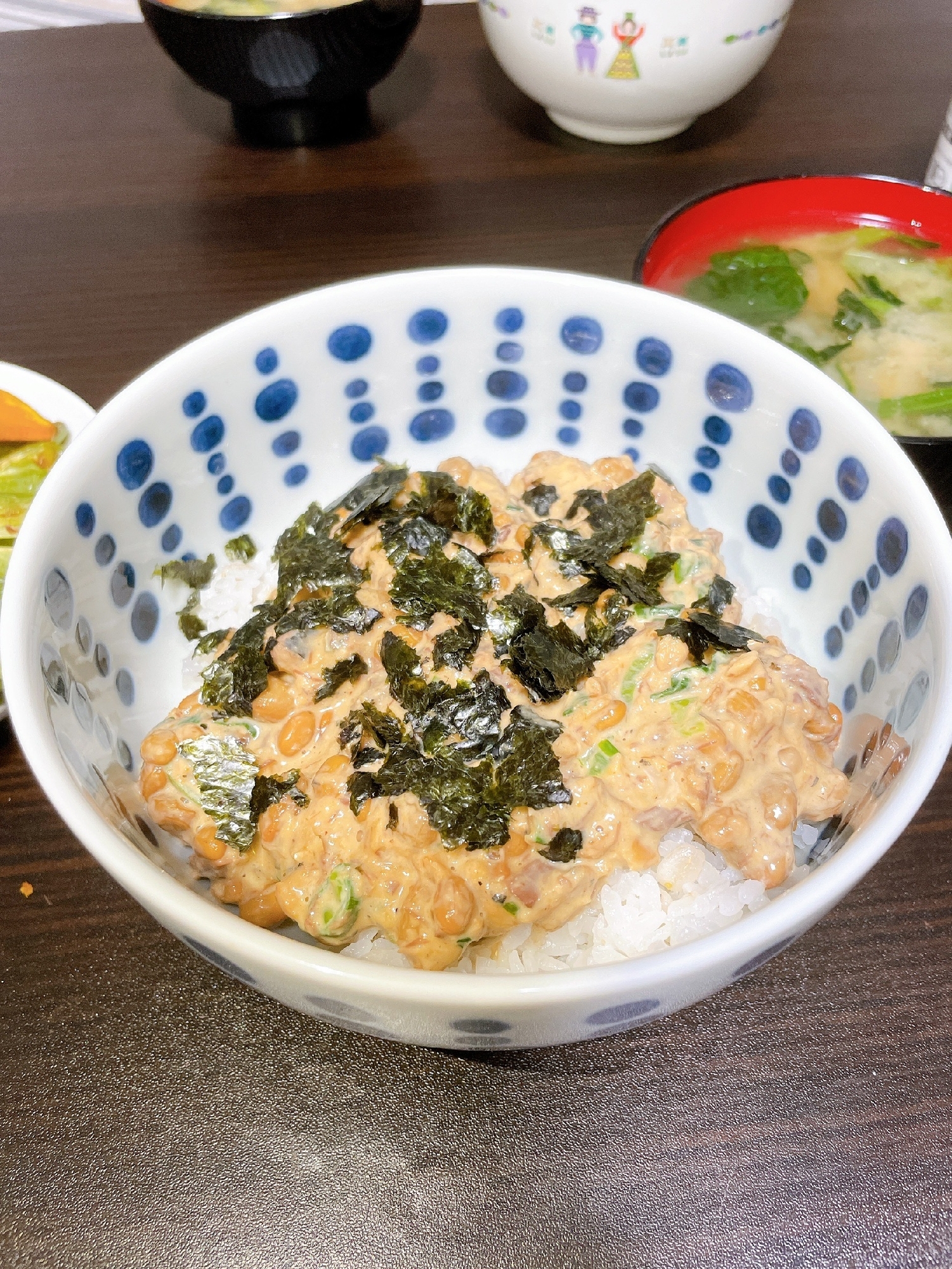 爆速&混ぜるだけで絶品✨サバ缶活用の納豆丼