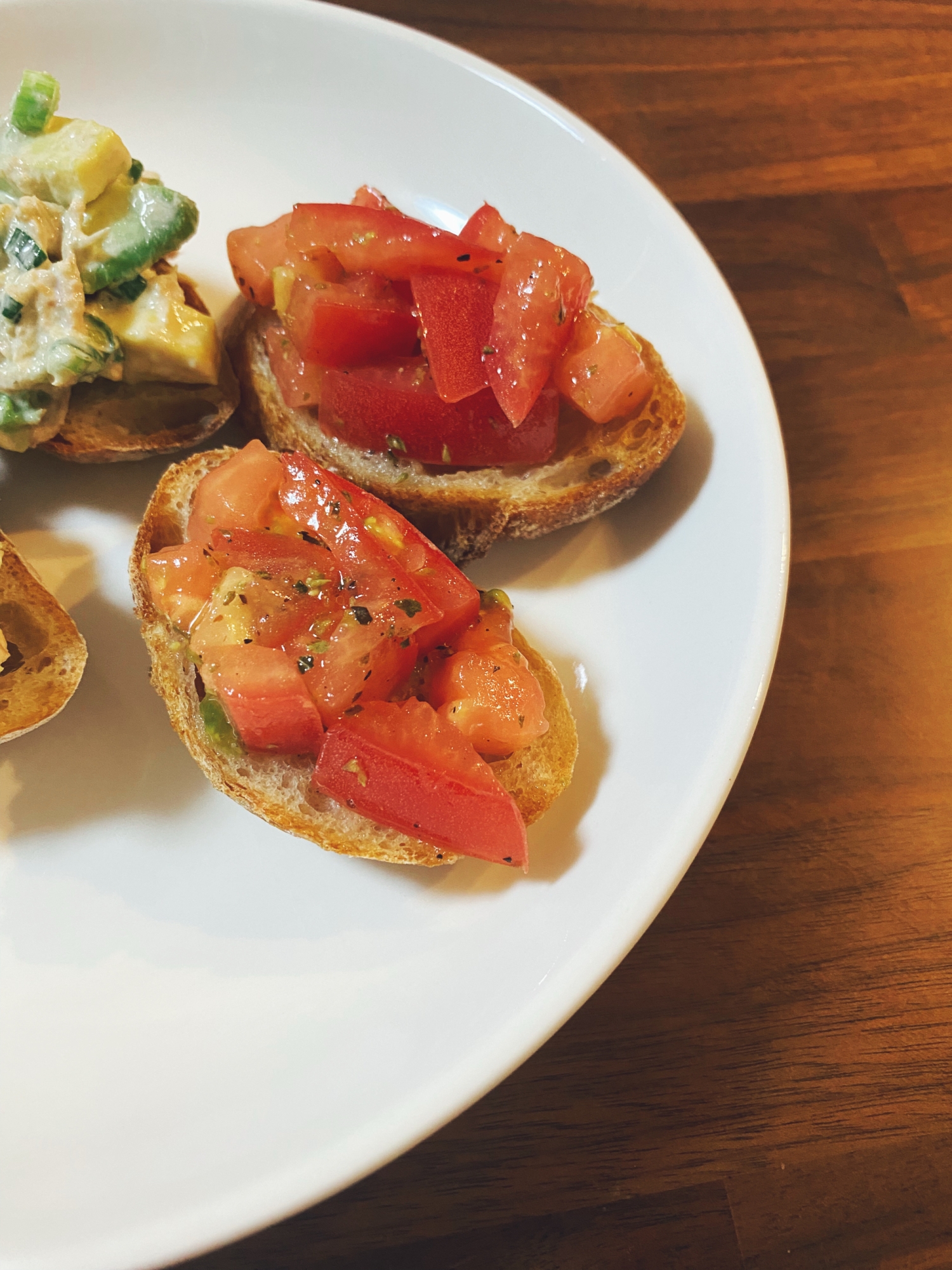 フレッシュトマトのブルスケッタ