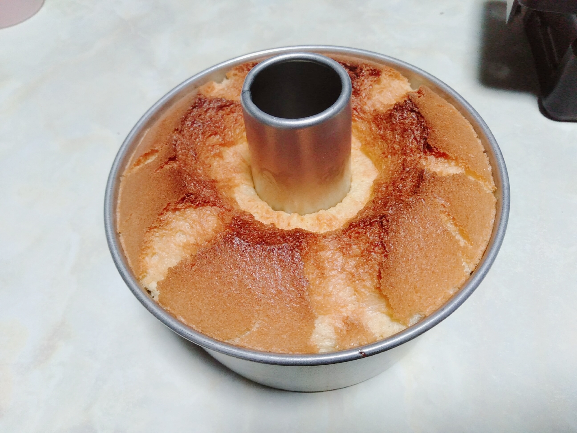 食べきりサイズのシフォンケーキ(14センチ)