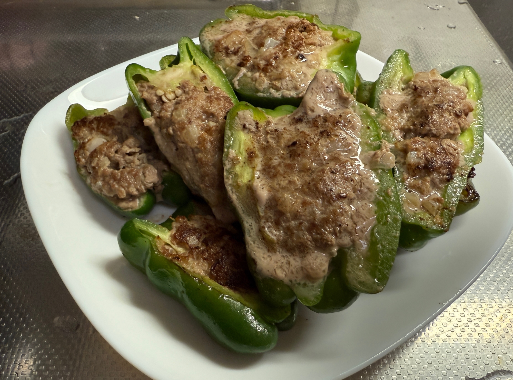 ピーマンの肉詰め