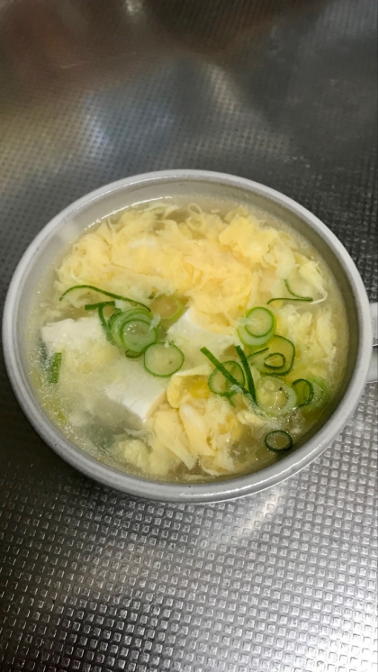コーン×絹ごし豆腐×卵のふわふわスープ