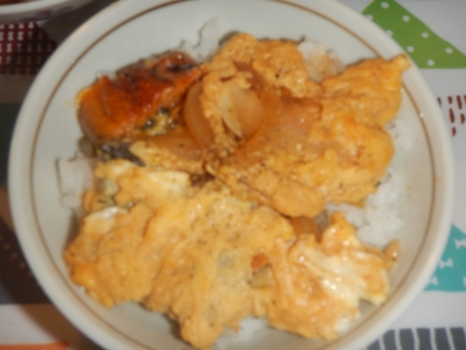 うなぎの卵とじ丼