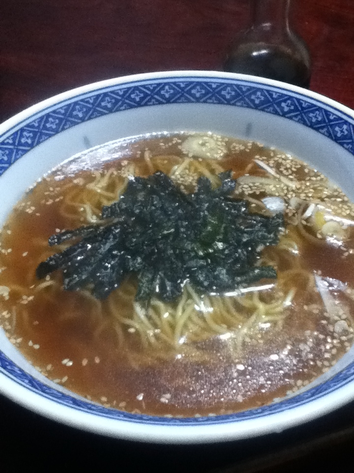 刻み韓国ノリのラーメン