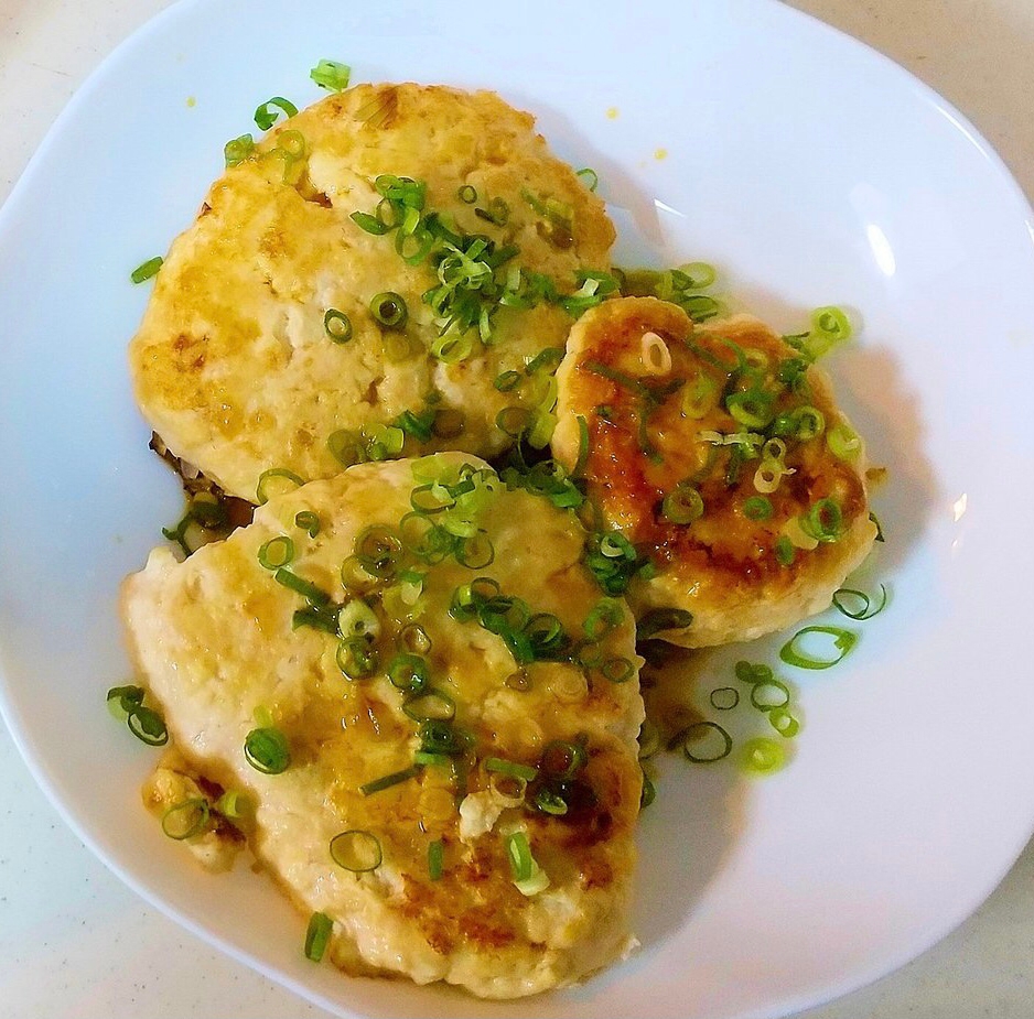 豆腐と鶏ひき肉のヘルシーハンバーグ