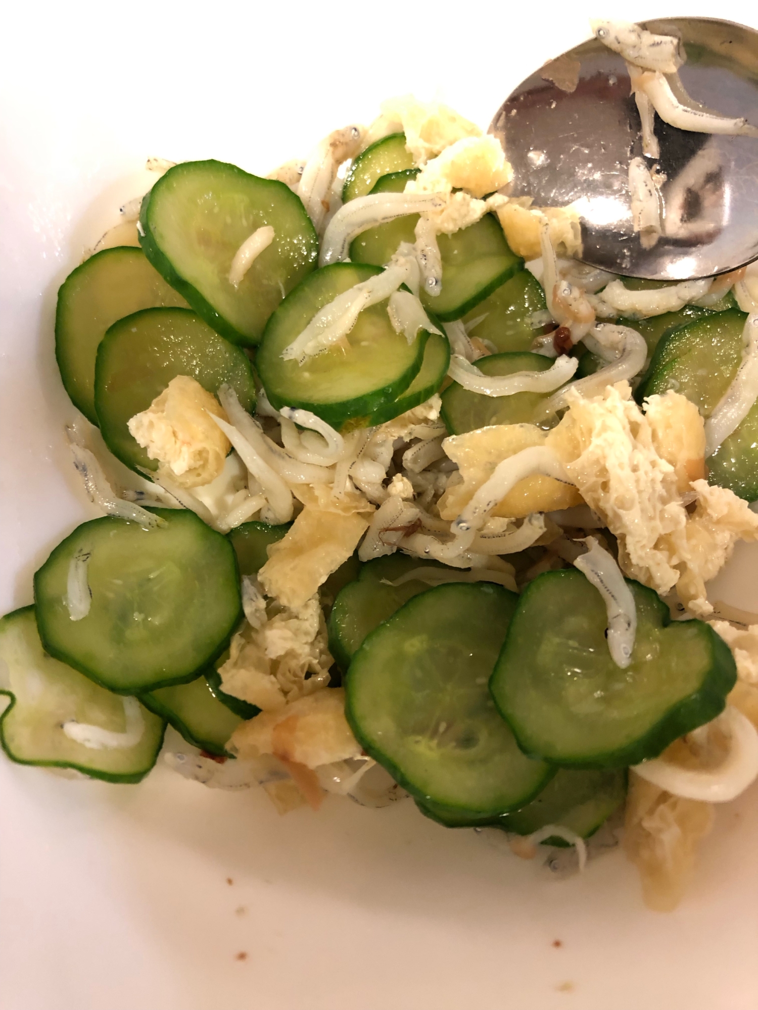 離乳食完了期 しらすときゅうりと油揚げの和えもの レシピ 作り方 By ズボラでもおいしいごはんが食べたい 楽天レシピ 離乳食完了期 しらすときゅうりと油揚げの和えもの レシピ 作り方 By ズボラでもおいしいごはんが食べたい 楽天レシピ