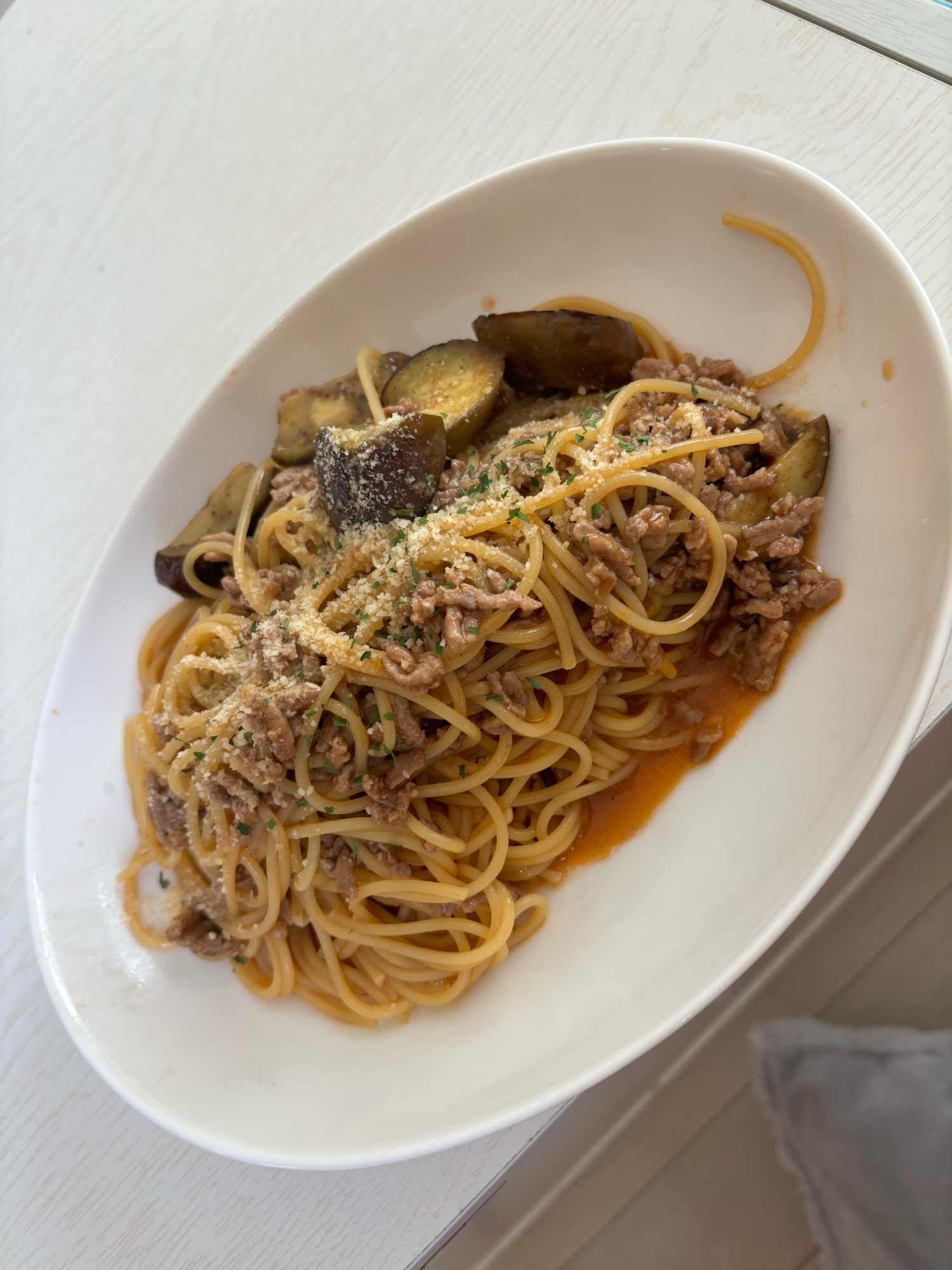 トマト缶なし！ワンパンなすのミートパスタ♪