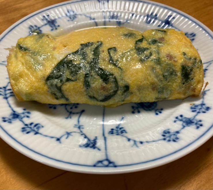 お弁当にほうれん草と大豆ミートの卵焼き