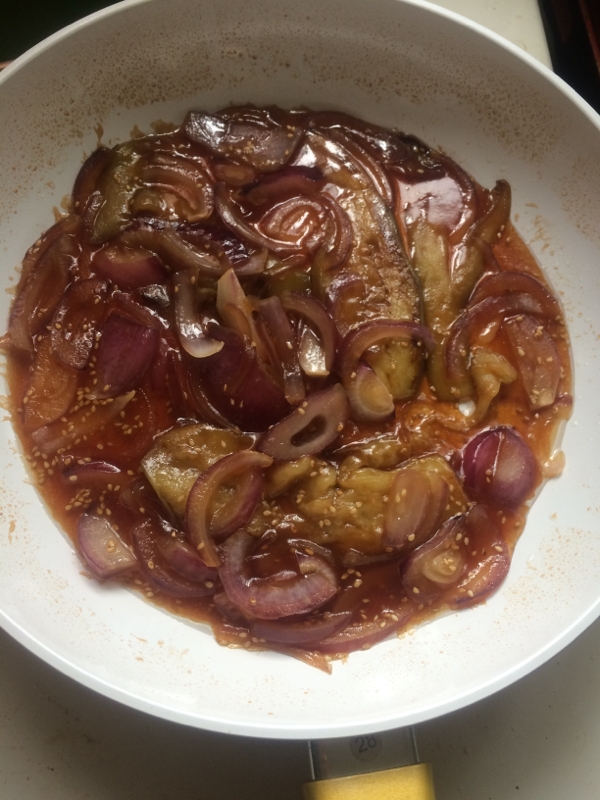 お手軽＆簡単 茄子と玉ねぎの麺つゆ炒め
