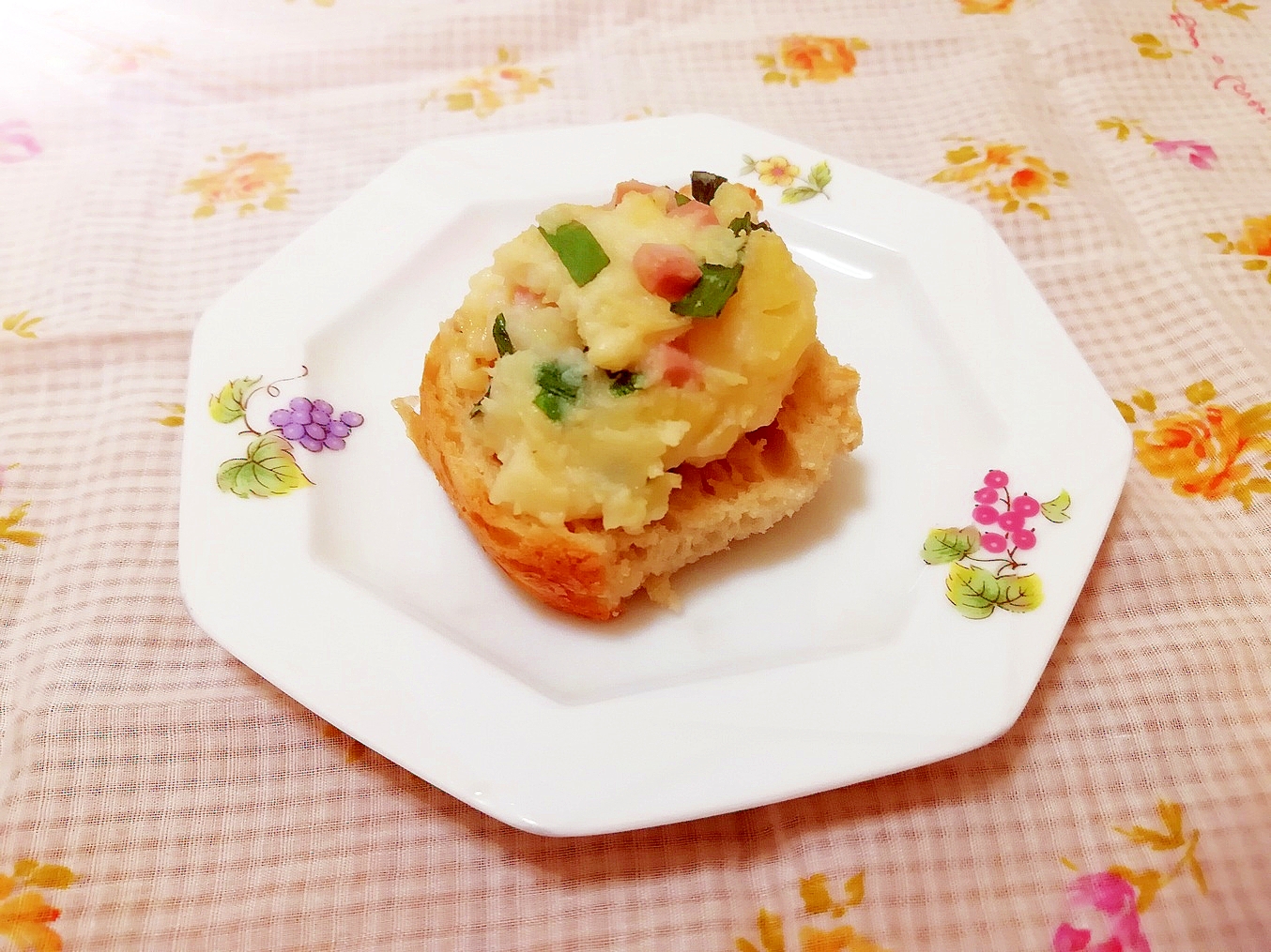 ポテトサラダのオープンサンド