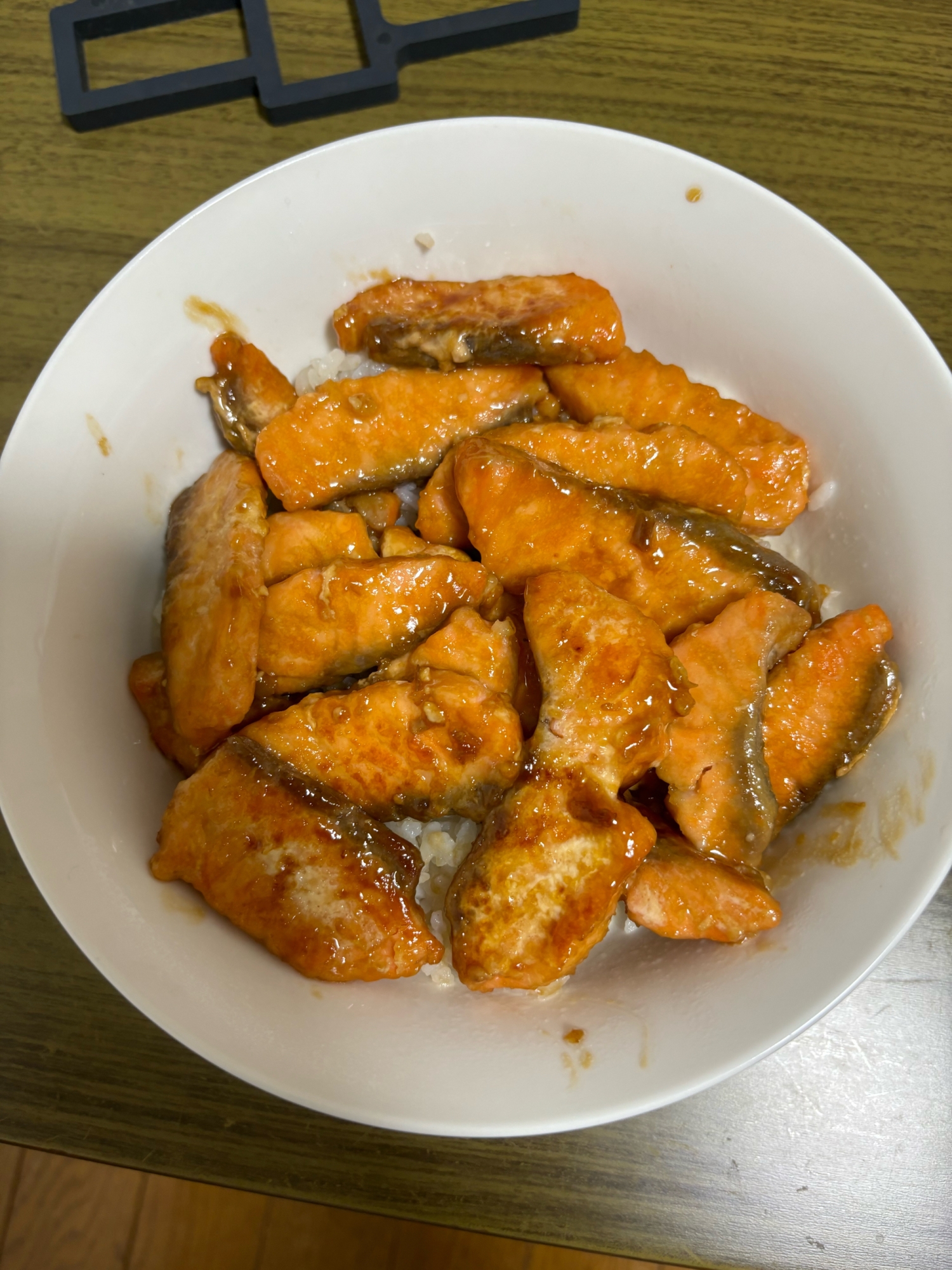 サーモン照り焼き丼