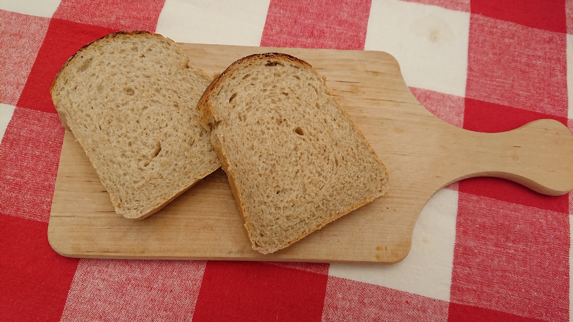 我が家の大好き♥️ライ麦食パン