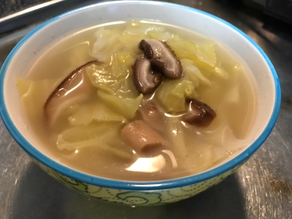 ポカポカ❤️白菜と椎茸のスープ