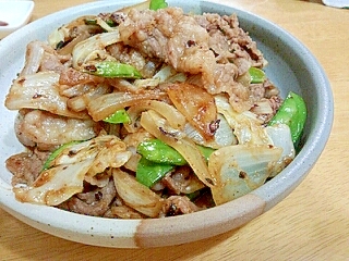 牛丼用の牛肉ｄｅゴマ味噌炒め♪