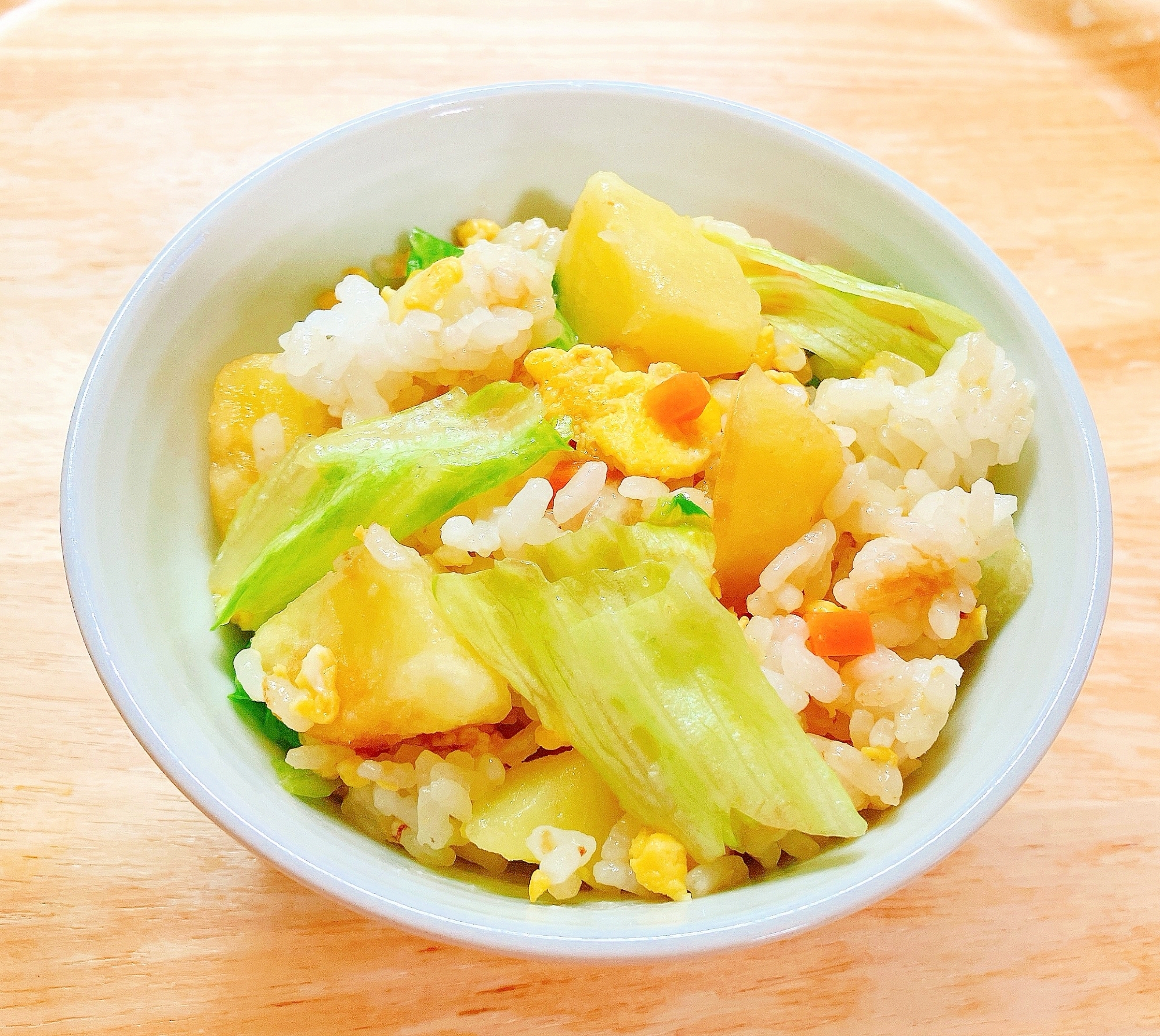 レタスとじゃがいものチャーハン