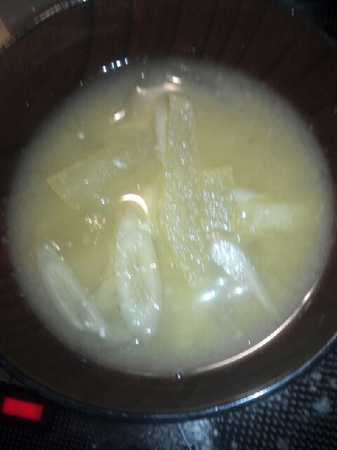 ごぼうと冬瓜の味噌汁