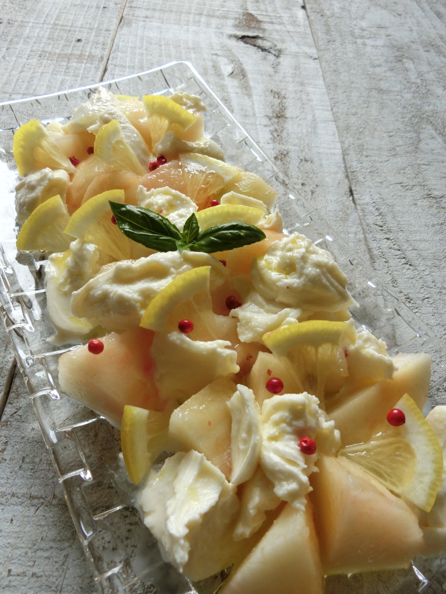 おしゃれに 簡単 桃のカプレーゼ レシピ 作り方 By Aico W 楽天レシピ