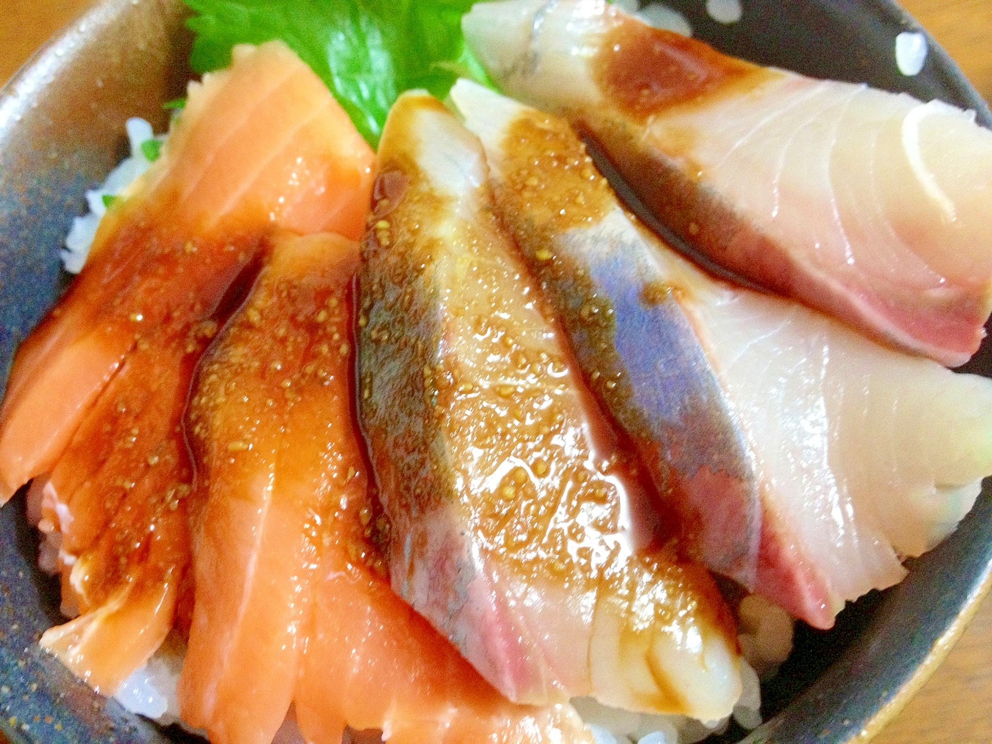 ヒラマサとサーモンのミニ海鮮丼 レシピ 作り方 By Mi 6352 楽天レシピ