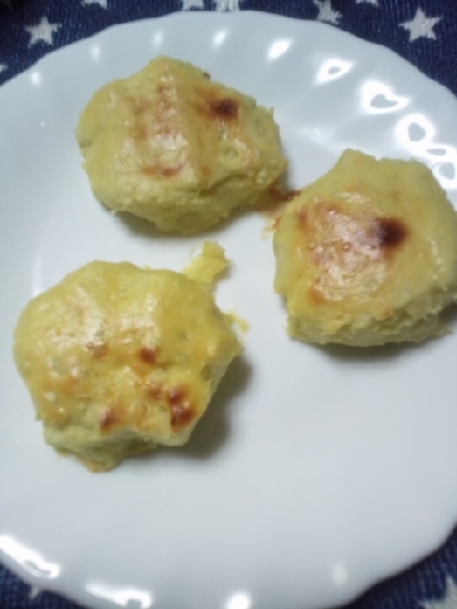 柔らかすぎて四角は無理でしたが美味しく出来ました!ゴマ忘れたよ!