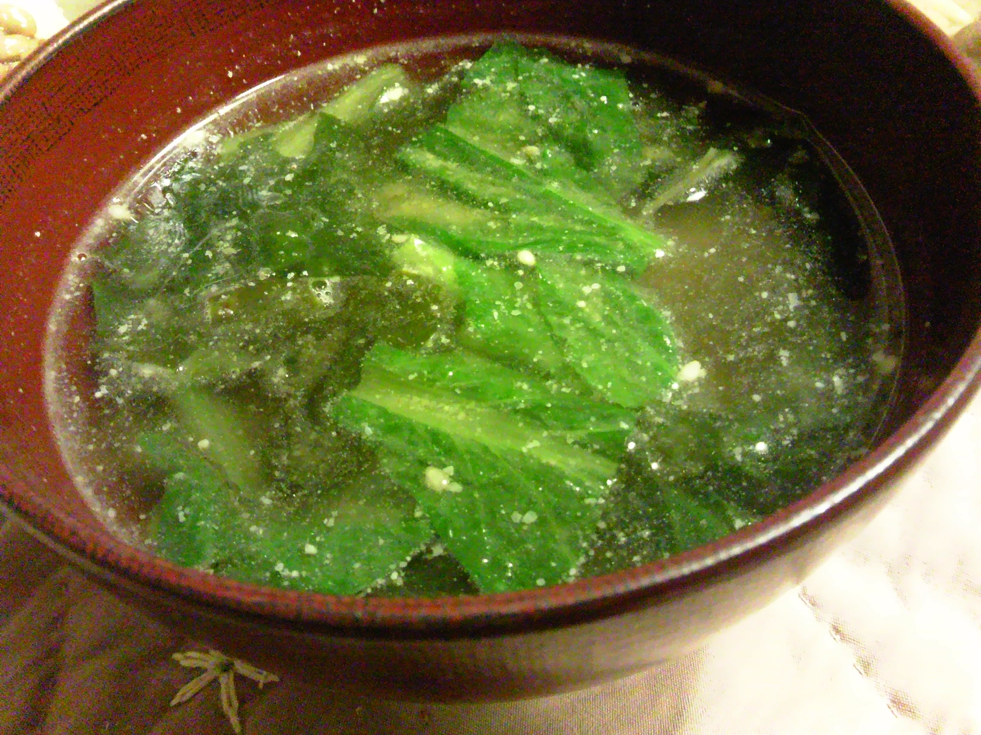 小松菜とわかめの和風ごまスープ