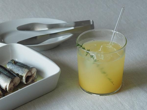 ハーブシトラスソーダモクテル