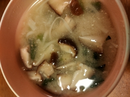 素麺ふしとほうれん草と椎茸の味噌汁