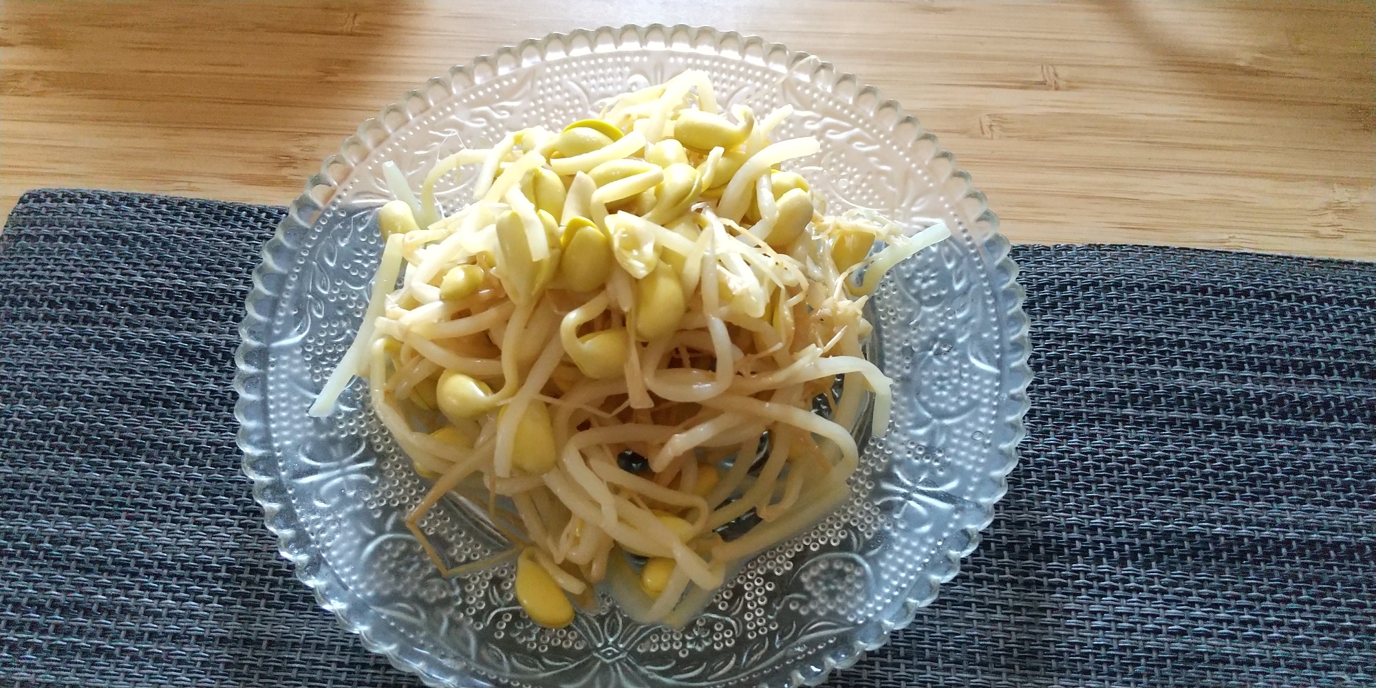 お酢でさっぱり！豆もやしナムル