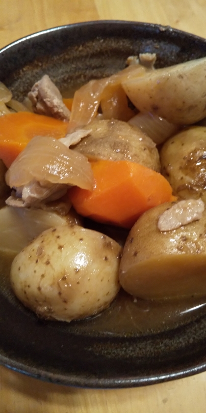 新じゃがの皮つき肉じゃが レシピ 作り方 By Kirin0218 楽天レシピ