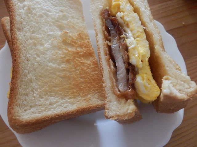 リメイク♪余ったとんかつで作るカツサンド