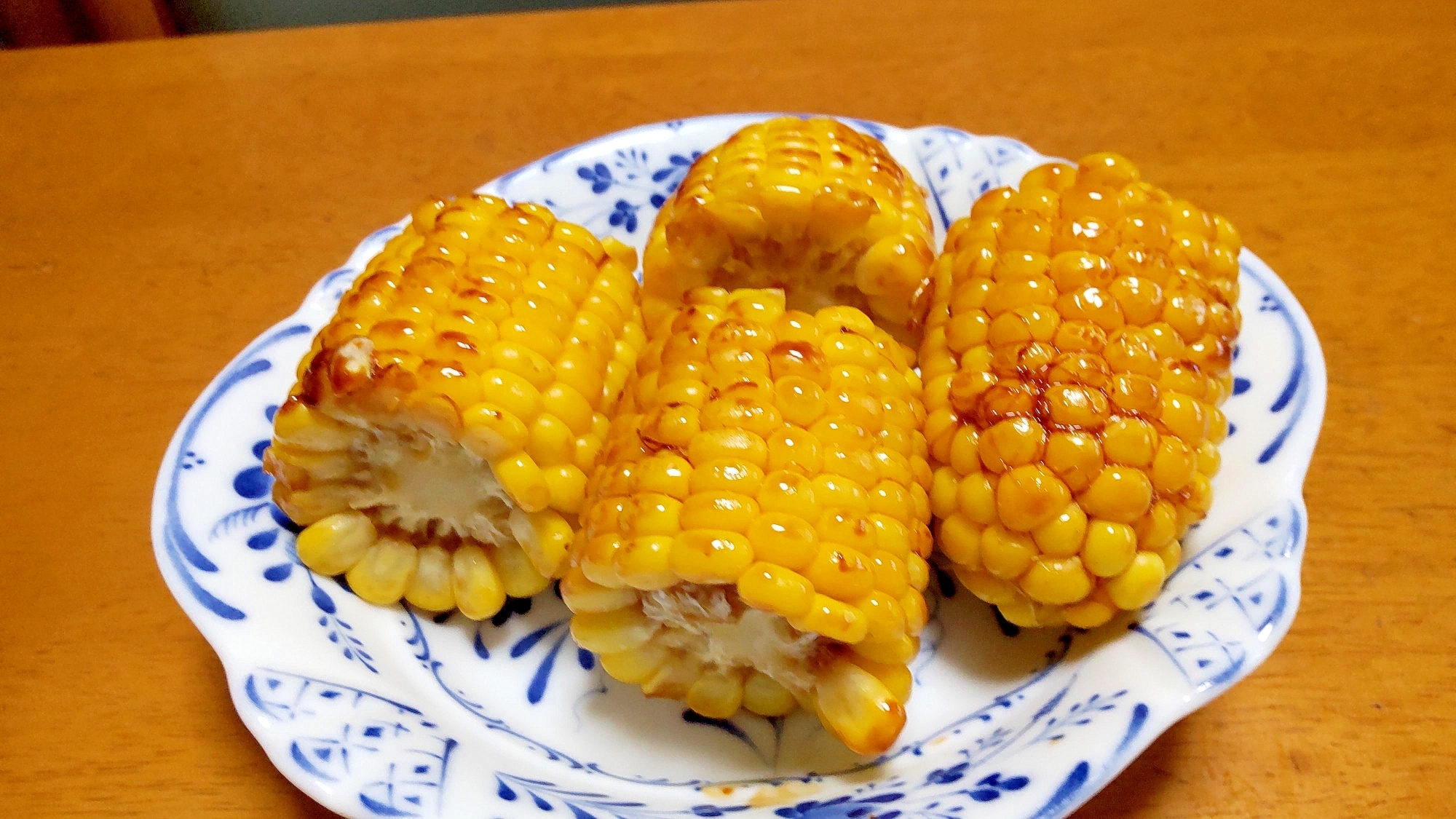 フライパンで簡単焼きトウモロコシ