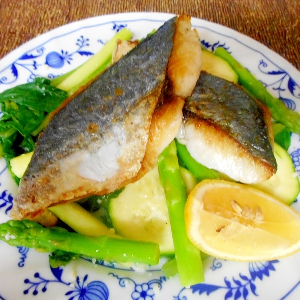 さわらのソテーとアスパラとズッキーニ レシピ 作り方 By Mococo05 楽天レシピ さわらのソテーとアスパラとズッキーニ レシピ 作り方 By Mococo05 楽天レシピ