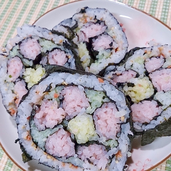 飾り巻き寿司 風 デコふりかけで 花おにぎり レシピ 作り方 By Hideok8 楽天レシピ 飾り巻き寿司 風 デコふりかけで 花おにぎり レシピ 作り方 By Hideok8 楽天レシピ