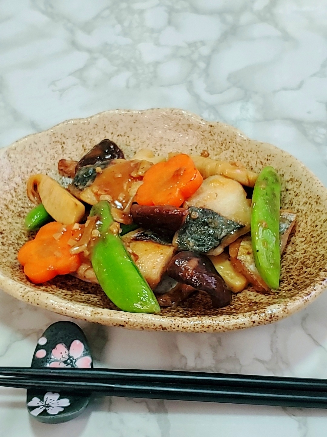 鰆と春野菜の五目旨煮