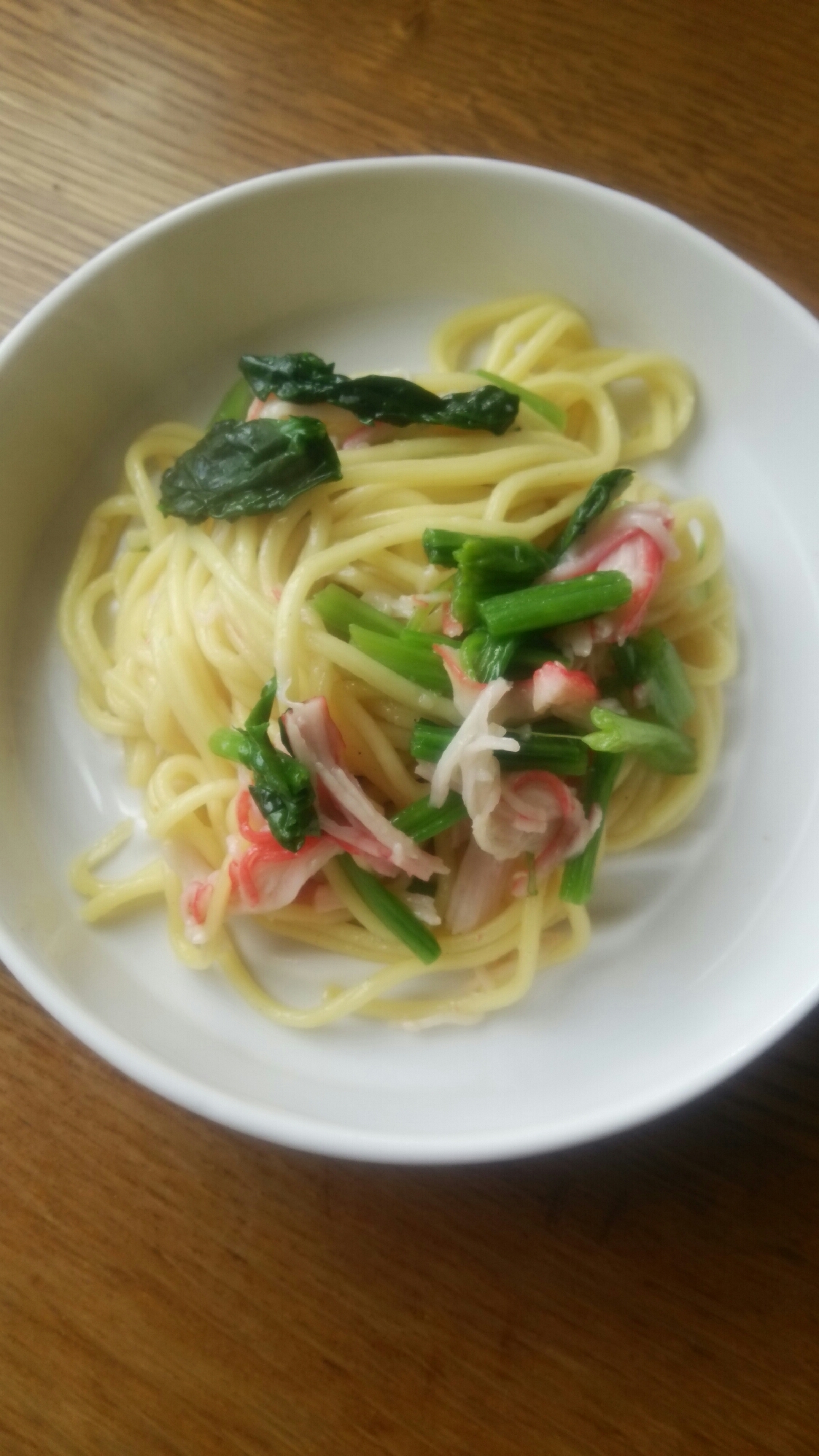 ほうれん草とカニカマのダシダ焼きそば