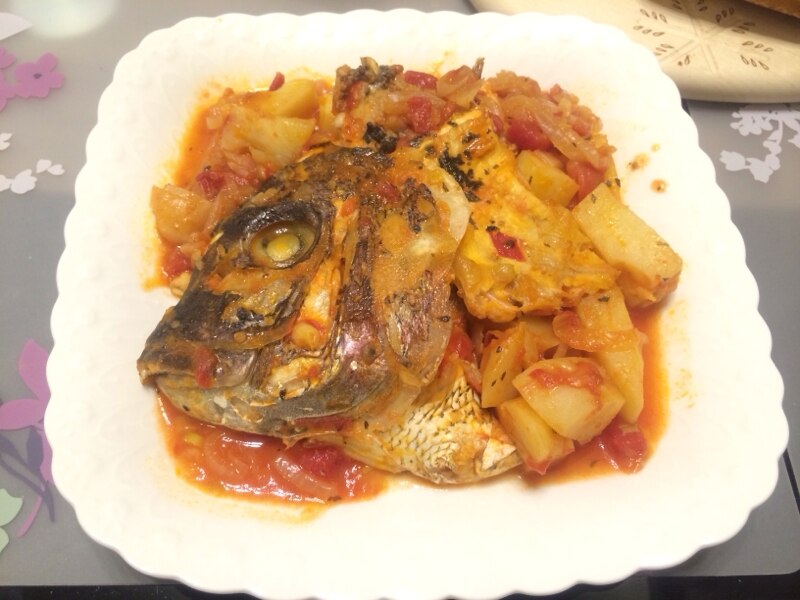 鯛のあらで 簡単贅沢アクアパッツァ 洋風煮込み レシピ 作り方 By Imomusume84 楽天レシピ 鯛のあらで 簡単贅沢アクアパッツァ 洋風煮込み レシピ 作り方 By Imomusume84 楽天レシピ