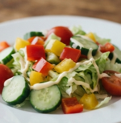 ピリ辛ドレッシングの野菜サラダ
