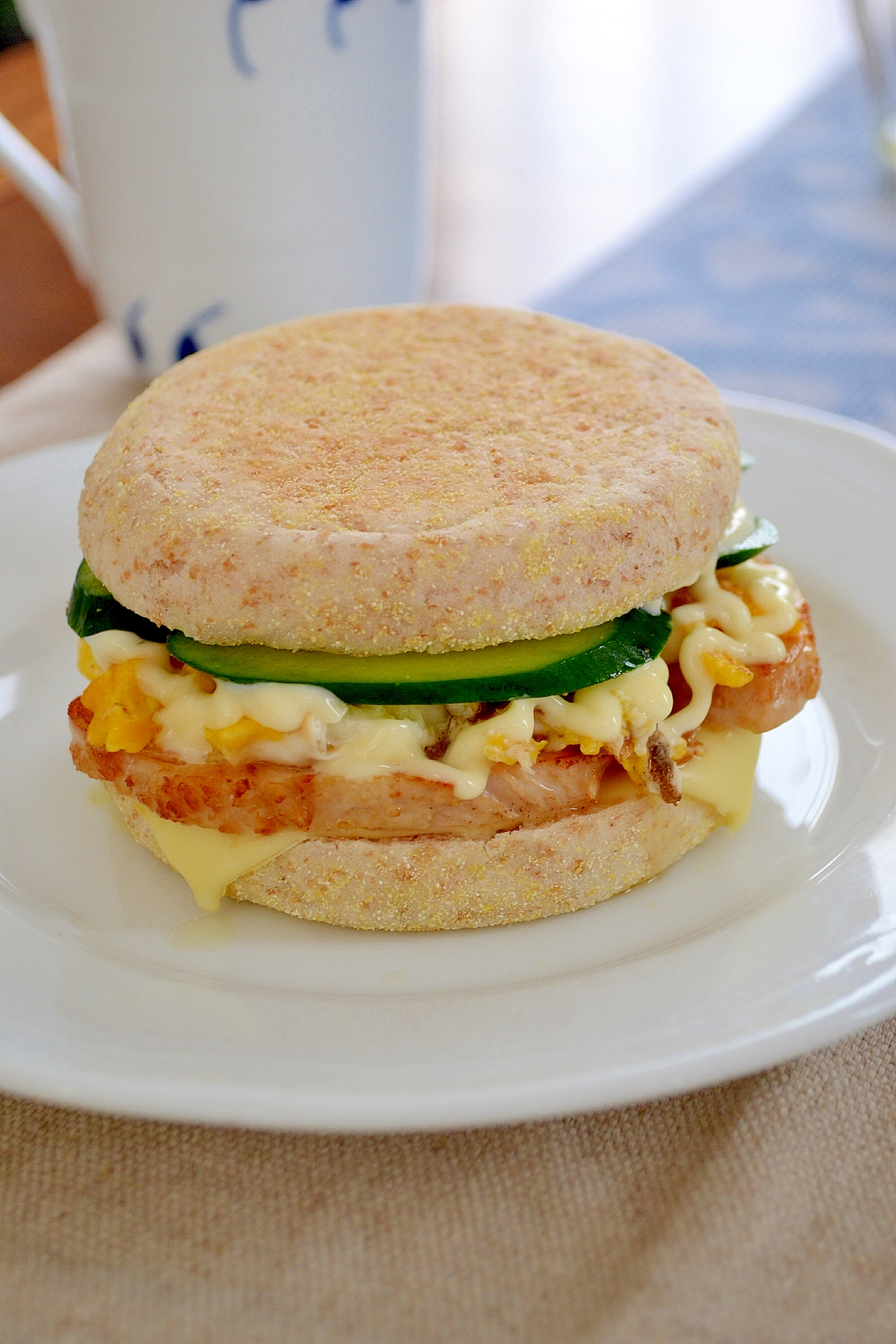 *チキンエッグマフィン*