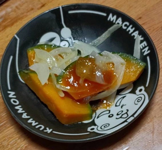 かぼちゃと玉ねぎのドレッシング炒め