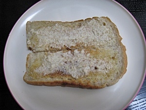 胡麻たっぷり食パンでセサミトースト！