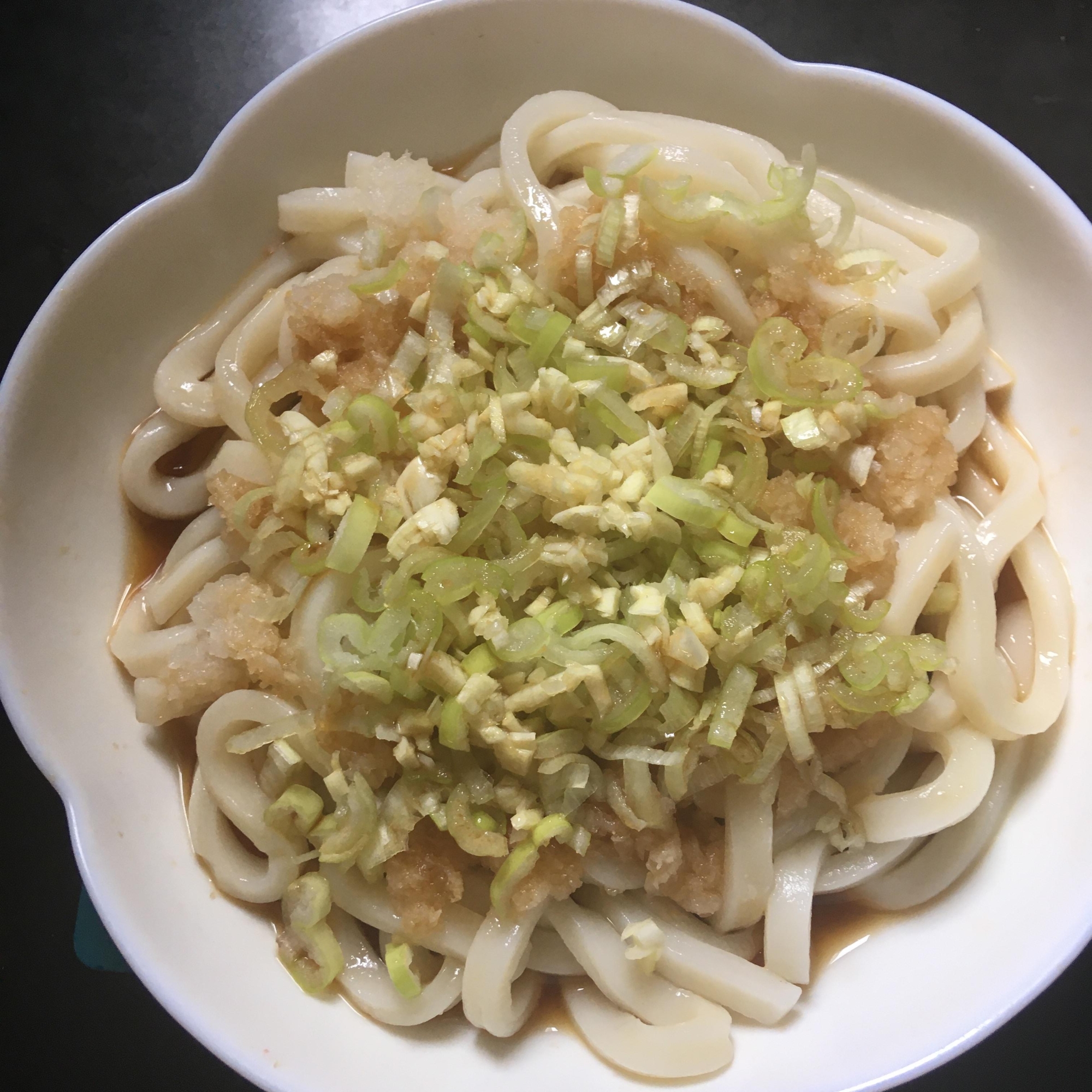 ねぎ、にんにく、冷やしおろしうどん