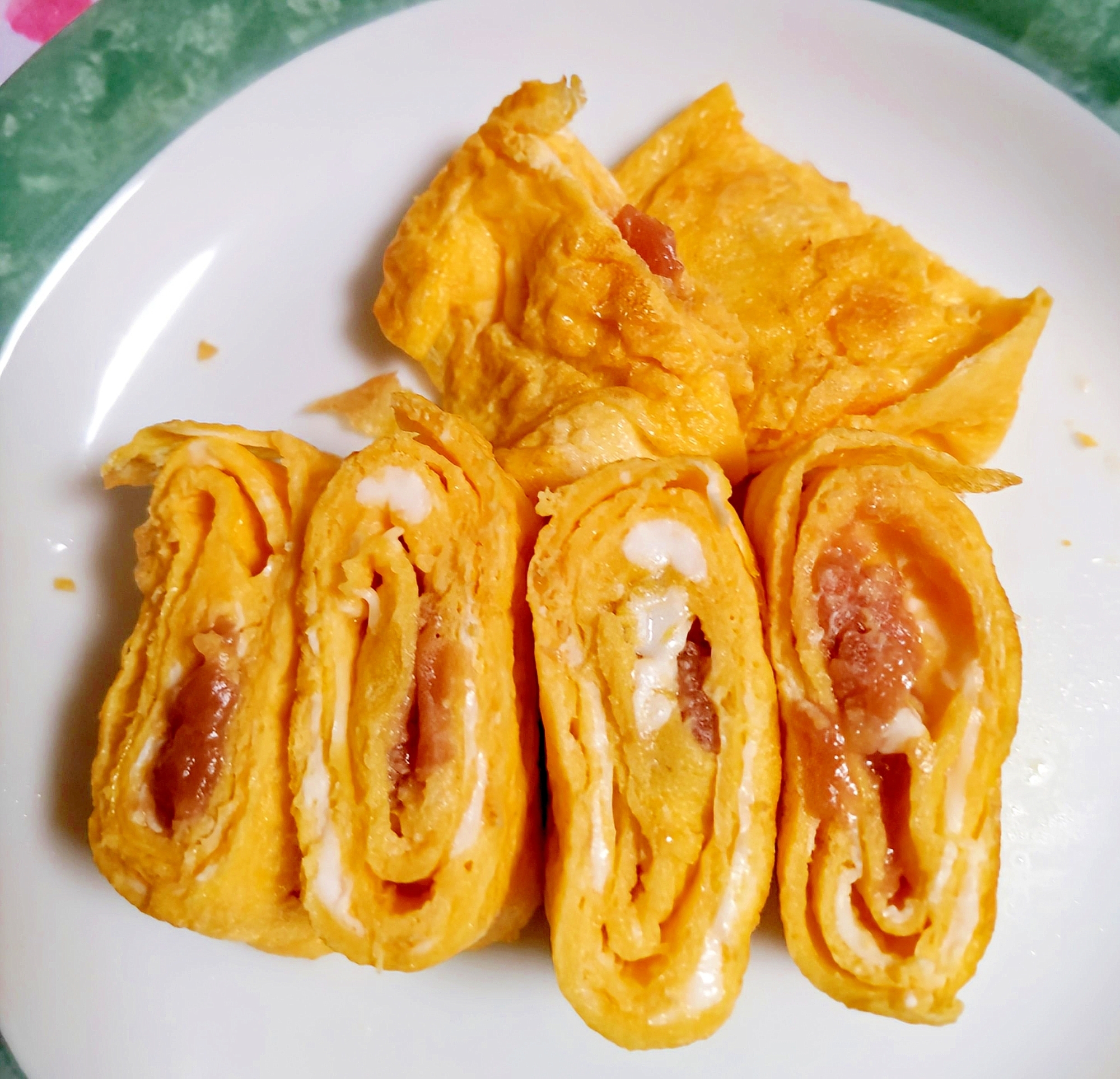 卵１個で作る☆梅干し巻玉子焼き