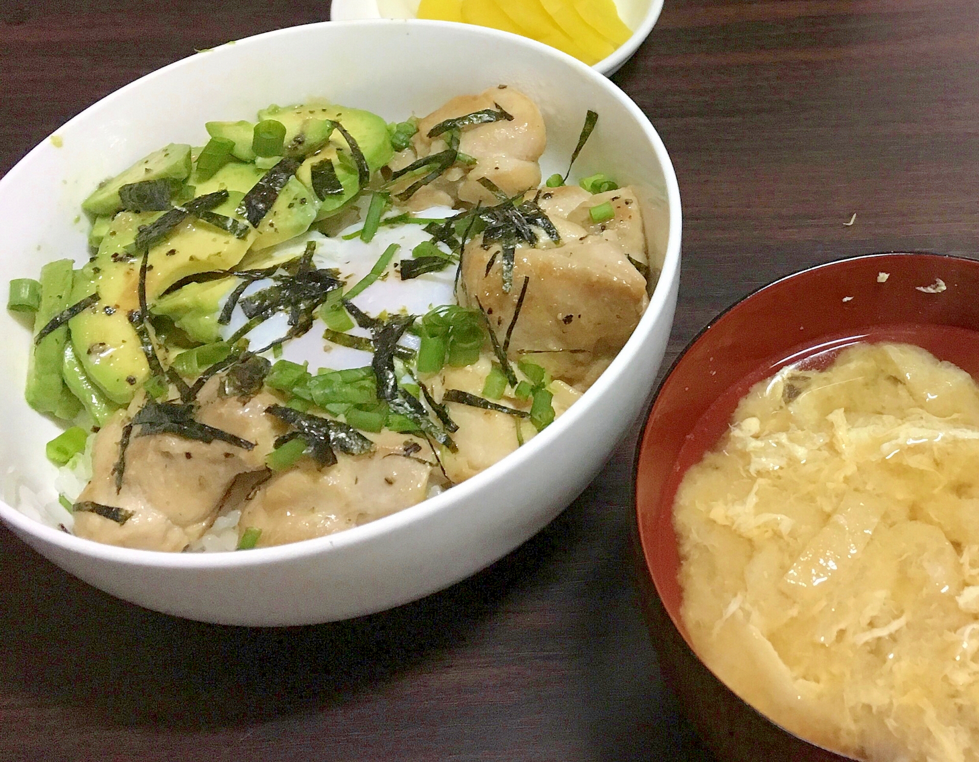 アボカド鶏肉丼 レシピ 作り方 By ささち 楽天レシピ