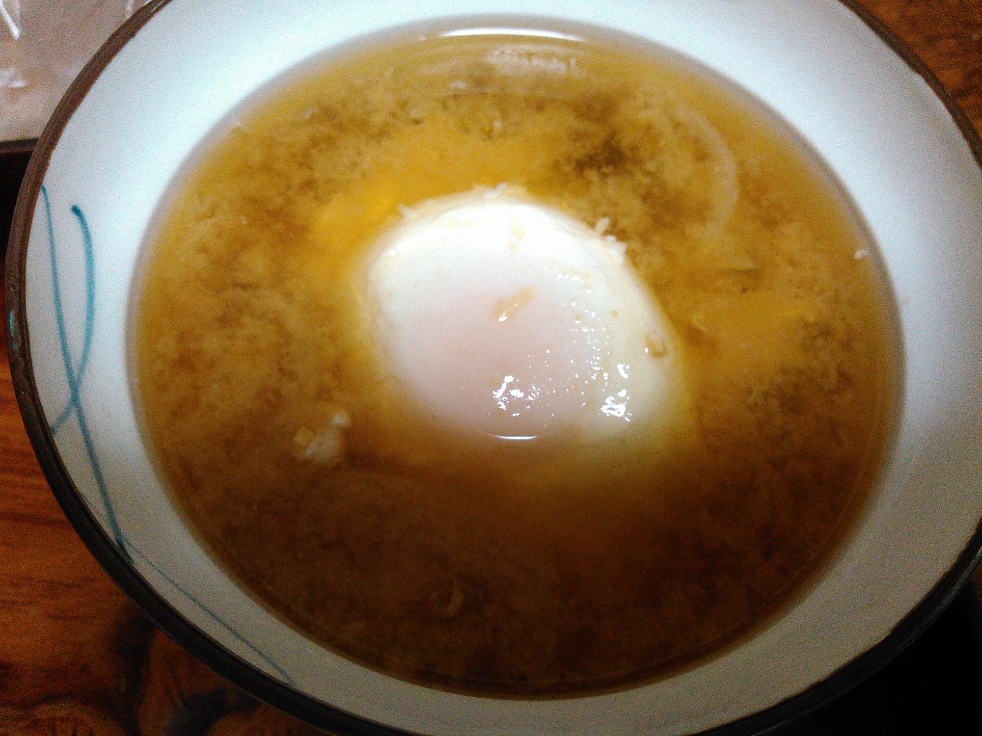 半熟卵の味噌汁