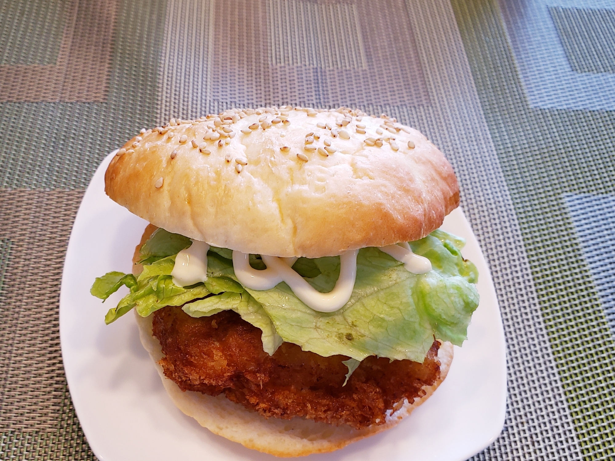 お家で手作り！チキンカツバーガー