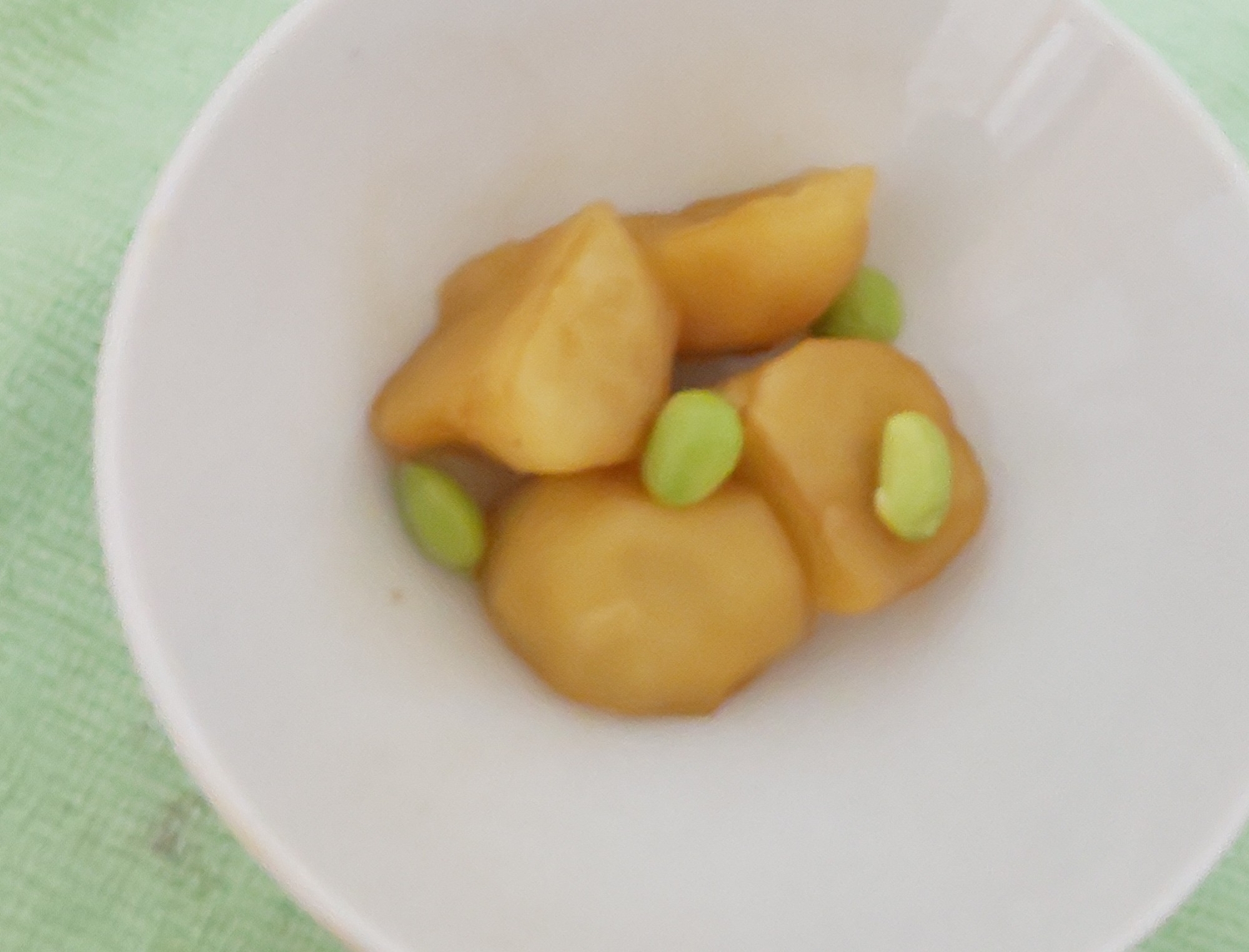 新じゃがいもと枝豆の煮物
