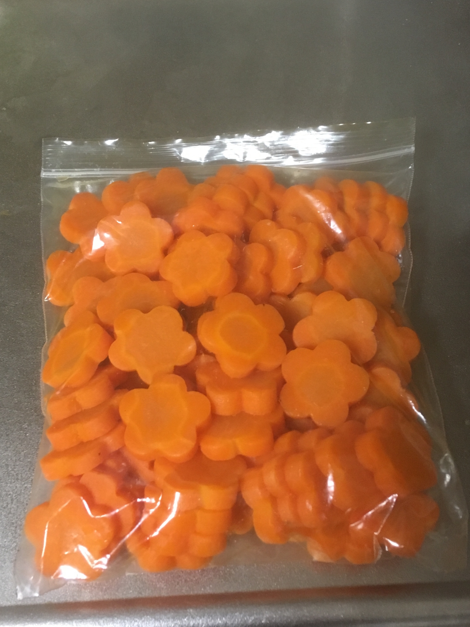 人参大量消費、ジャムと冷凍保存に!